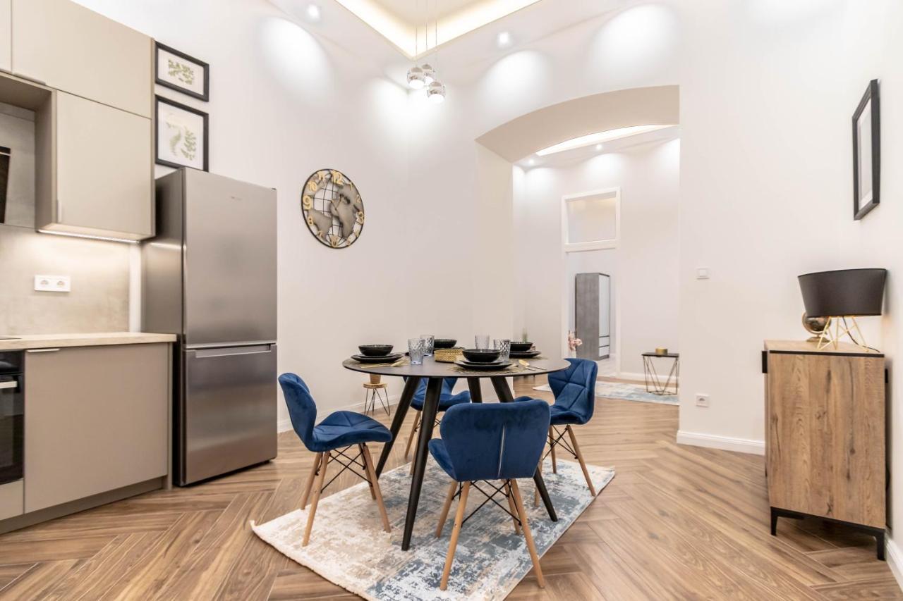 Assea Elegant Apartment With 2 Bedroom In Downtown Budapest Eksteriør billede